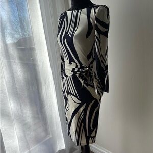 Cache abstract dress